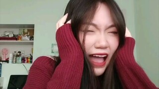 كيف أصبحت هذه الفتاة تشبه المعلمة قوه إلى هذا الحد!