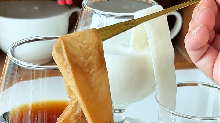 Tissue-filtered dry yogurt + Coke-filtered purified water—more to come!! #DryYogurt #TissueFiltering