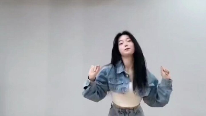 Who doesn’t love dancing Sister Jin!