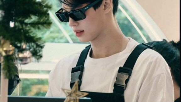 cutiiiee win metawin♡♡