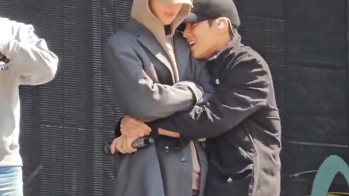 [Qu Ba] 240331 Rehearsal | Why does Qu keep rubbing after hugging Ba—ahhhhhh!