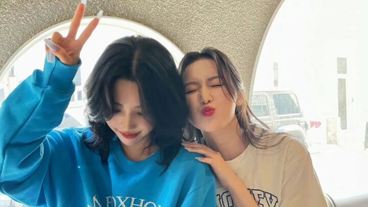 Director Juan: “Shuhua is my beloved little maknae~”