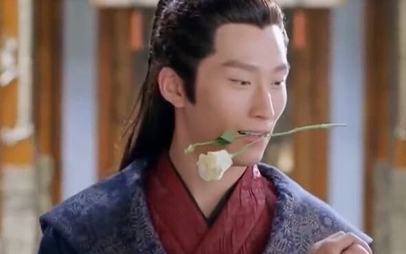 حكاية تشو تشياو: اتضح أن دو شياو لعب دور يان شون بفضل مساعدة معاكسة من تشاو لي يينغ!