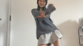 ☆*:.｡. デコレーション.｡.:*☆「I just did a random dance」