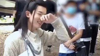 李明德或许只有真诚的人才会惺惺相惜吧～