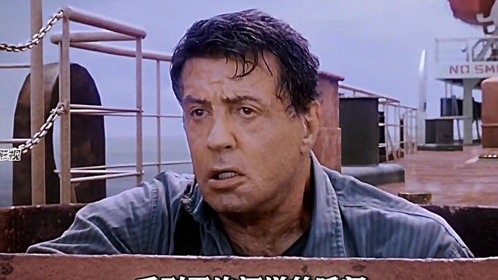 Khi Sylvester Stallone dùng tay không hất tung nắp cống thông gió, khoảnh khắc nhìn thấy biển cả mên