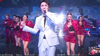 实力过硬！张艺兴《Psychic+传说》跨年舞台