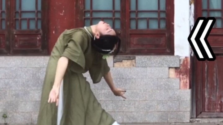 Phối Cảnh Hồ Tiên Không Đề Ngắm Cảnh Và Nghĩ Người