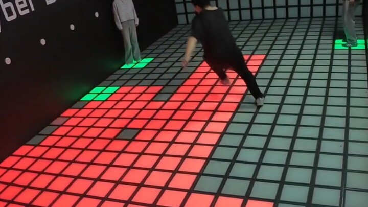 طريقة لعب اللاعب في هذه الجولة أذهلت الجميع!