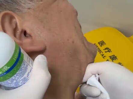 Câu chuyện kinh dị Quảng Đông