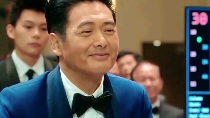 "Only Brother Jian can tell the value of a poker card by hand."