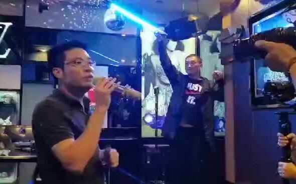Precious footage of Andy Lau before his debut in Wuhu