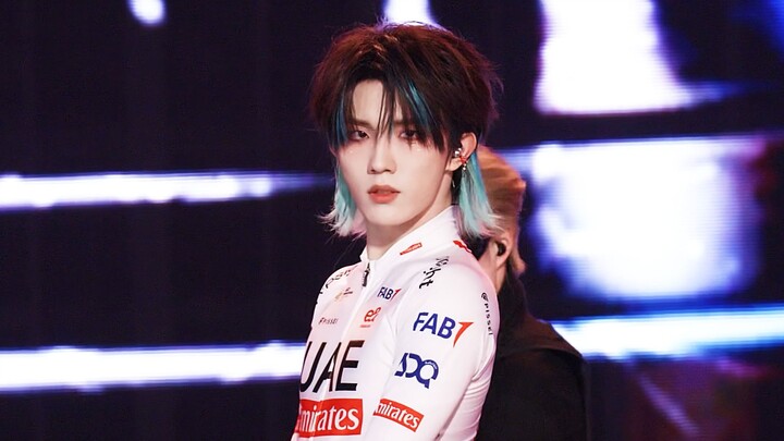 【سو شين هاو | تصوير مباشر بدقة 8K】Hey Mama | تصوير مباشر من 3 زوايا | حفل رأس السنة لعائلة TF 251228