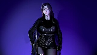 Is anyone watching Yunxi dance?