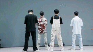 Seru banget! Generasi ketiga benar-benar menari tomboi! Seru ditonton, tolong posting lebih banyak l