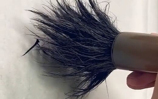 การเขียนพู่กันจีนต้องมีพู่กันดีๆ สักอัน ฟังดูออกจะเว่อร์ไปหน่อยนะ