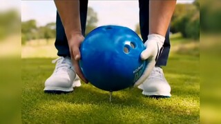Khi các môn thể thao đều chơi bằng bóng bowling 😀