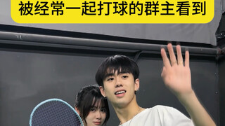 对视的那一刻，我慌了