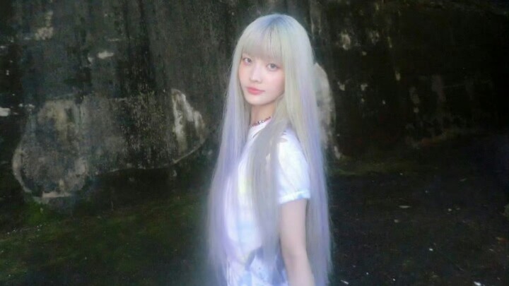 หนึ่งในสมาชิกเกิร์ลกรุปยุคที่หกที่เหมาะกับสไตล์ฮิปฮอปอย่างยิ่ง เกือบไม่มีคู่แข่งเลย ทั้งพลัง กรอบจัง