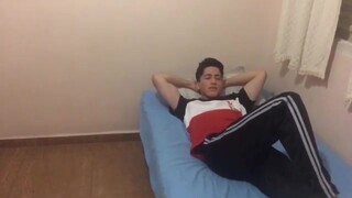 الوقوف اليومي لـ JOJO