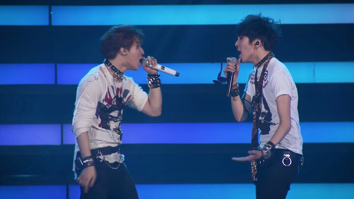 【4K LIVE】Kang Dong-seon X Kang Seung-yoon – UGLY (2014 YG Family Concert in Japan)