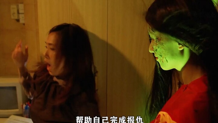 Luang Por knew his lifespan was nearing its end, so he swallowed a toad to seal in his yang energy.