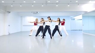Fromis_9 "Like You Better" Dance Practice