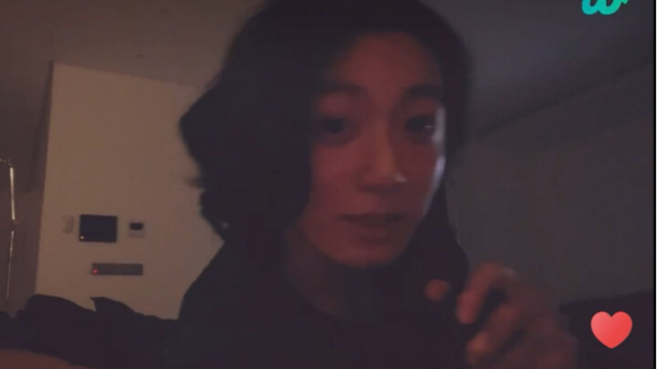 【ทีมจองกุก】กั๋วจื่อร้องเพลง "HOT" และ "ปรบมือ" ของเสี่ยวสือชี แม้จะไม่รู้เนื้อเพลงแต่ก็พยายามร้องอย่