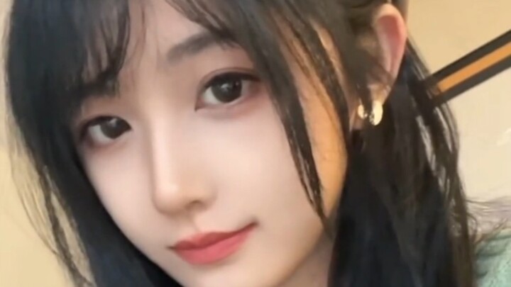 Yang kuberikan padamu tak pernah kuberikan pada orang lain