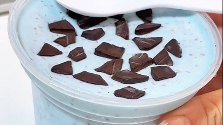 Looks like a tiny bit of ice cream came out and it’s already frozen solid…