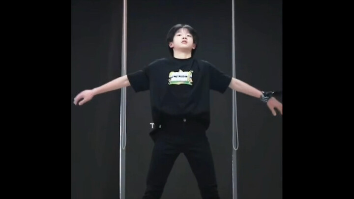 Archaeology to 14-year-old Mu Zhicheng’s cover dance of “HIT”