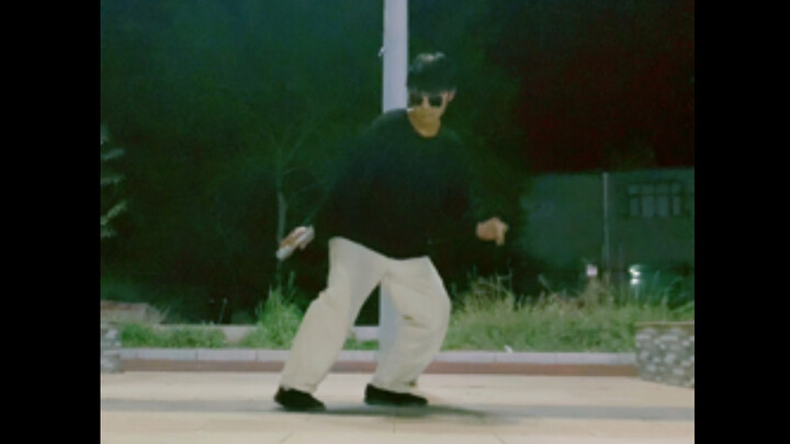 هل من الضروري حقًا مشاهدة «انعكاس ضوء القمر على البحيرة الغربية»؟