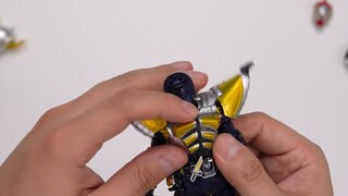 Barbie for boys is so fun! Bandai SHF real bone sculpture method Kamen Rider Baron unboxing trial