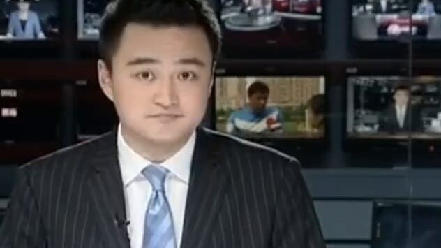 Sau khi theo dõi sự trở lại của Akery Blazer, đội trưởng của String Man lập tức đáp lại ý kiến của W