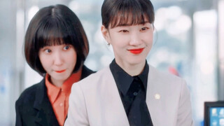 遇到危险时 即使自己也怕但下意识护住她！太戳！ 霸气拉回女鹅那下也太帅了