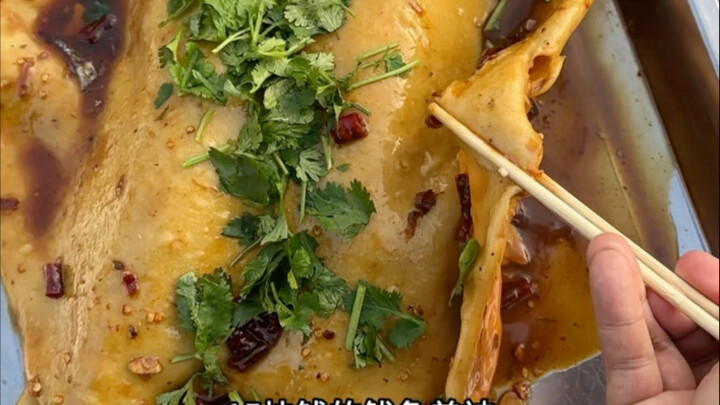 Mì phủ cá thu 15 tệ