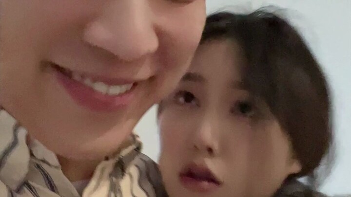 Perempuan suka kalau orang lain menyebutnya sebagai vas bunga