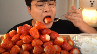 [Mukbang] - Ăn Dâu tây