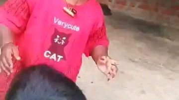 pukulah sekeras mungkin