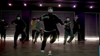 【大女孩这速度快到我有点晕】帅气妹子Bada Lee超强控制卡点黑泡风编舞“No Such Thing ”- Chris Brown