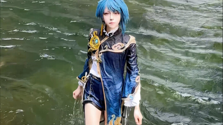 Ingat baik-baik! Saat berenang, pastikan staminamu mencukupi![Genshin Impact (cosplay Xingqiu)]
