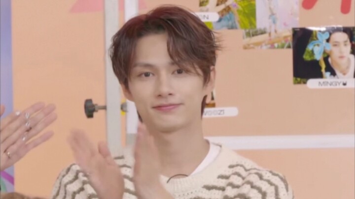 Finally waiting for Junba's challenge and Li Can, the dance teacher, providing step-by-step instruct