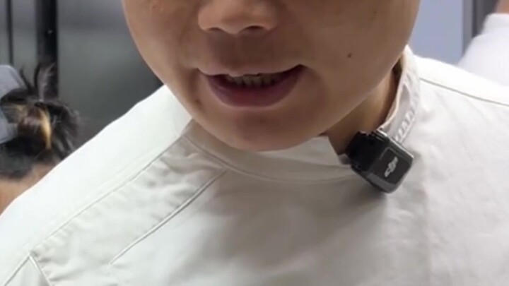 Dada bebek panggang wangi ala Michelin