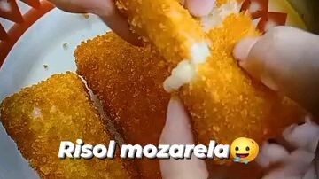 yummy banget loh risol mozarela