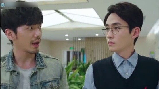 A Smile That's Alluring - Bai Yu Interview