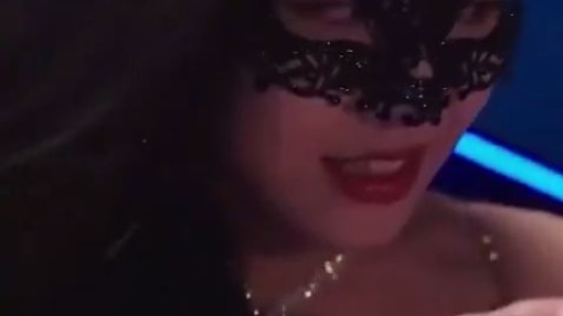 Ma Xiaoyu & Bai Xueru  Kisah Polisi Wanita agen rahasia menyelesaikan misi menan