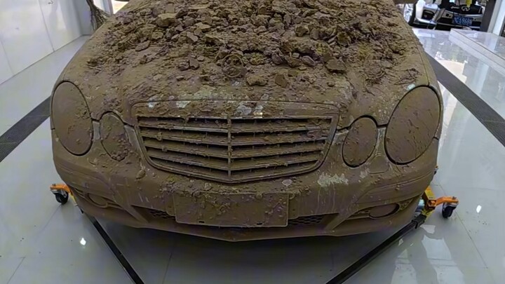 Chúc mừng bạn đã trở thành chủ nhân danh giá của chiếc Mercedes-Benz! #RửaXe #GiảiTỏaCăngThẳng #SửaC