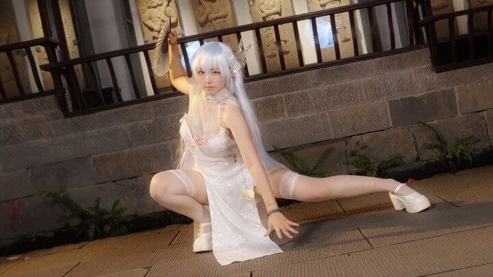 นี่คือหุ่นดีอันดับหนึ่งของ Bilibili หรือเปล่า? กี่เพ้าสุดปัง + ความเซ็กซี่แบบไร้ที่ติของหมิงเยว่ พร้