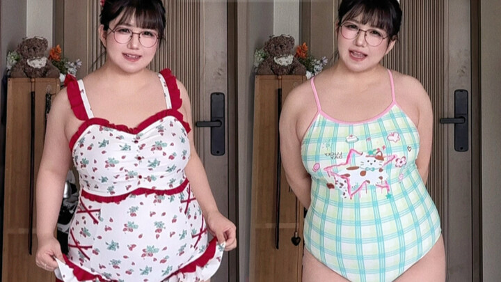 Ahhh, it’s a cute swimsuit that plus-size girls can wear too!