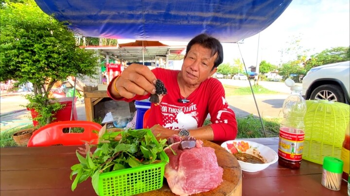 ซอยจุ๊เนื้อวัวจ้ำแจ่วบีขมๆอาหารอีสานพื้นบ้าน